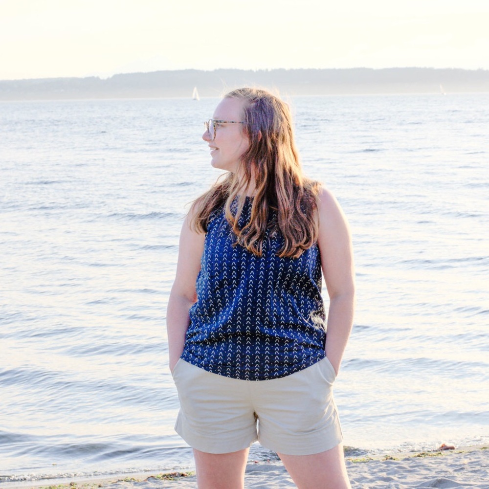 Navy Patterned Mata Traders Top Size M